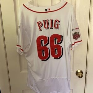 Majestic Cincinnati Reds Puig #66 Jersey